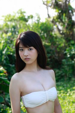 三个老汉一起弄得我好爽